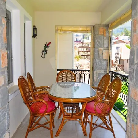 Villa Daisy Garden B *