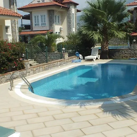 Daisy Garden B Villa *